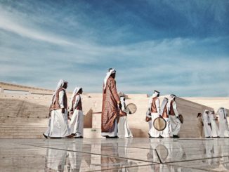 Katar erhöht Mindestlohn auf 230 Euro im Monat