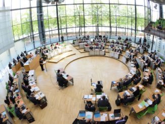 Landtag bestätigt Austritt von zwei Abgeordneten aus sächsischer AfD-Fraktion