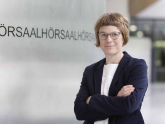 Wirtschaftsweise Grimm für Corona-Testpflicht in Unternehmen