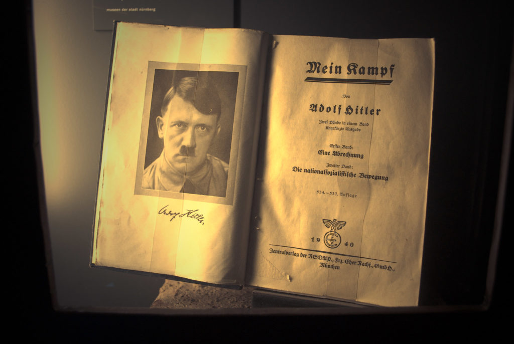 Mein Kampf (Original) - Bild: Diego Cavichiolli Carbone/CC BY 2.0