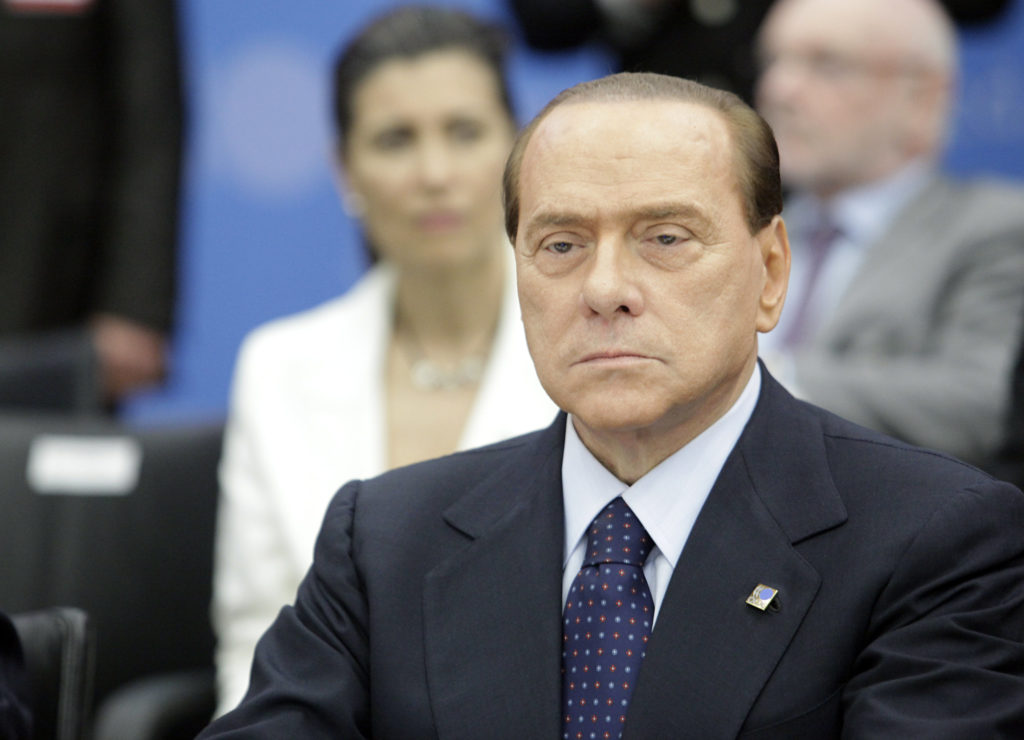 Silvio Berlusconi (Archivbild) - Bild: Herve Cortinat/OECD/CC BY-NC-ND 2.0
