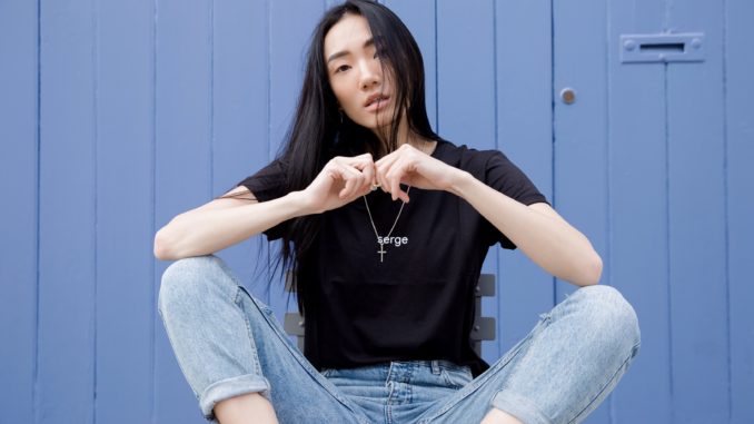 Asiatin - Bild: jesych via Twenty20