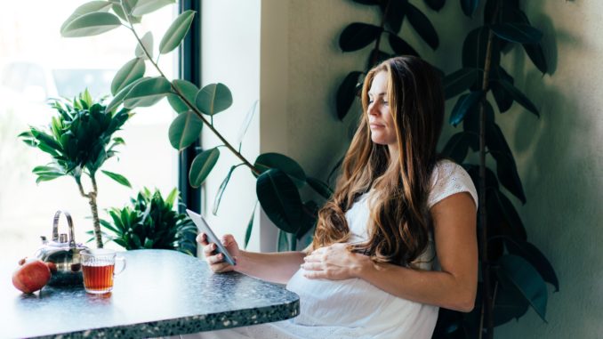 Schwangere - Bild: titovailona via Twenty20