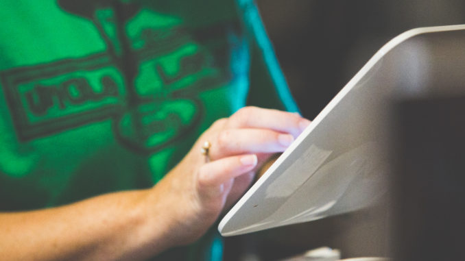 Kassiererin - Bild: jijieforsythe via Twenty20