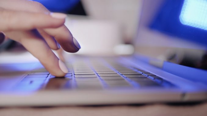 Internet - Bild: shanti via Twenty20