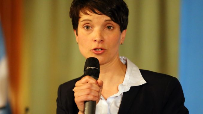 Frauke Petry - Bild: Foto: Michael Lucan, Lizenz: CC-BY-SA 3.0 de, CC BY-SA 3.0 DE, via Wikimedia Commons