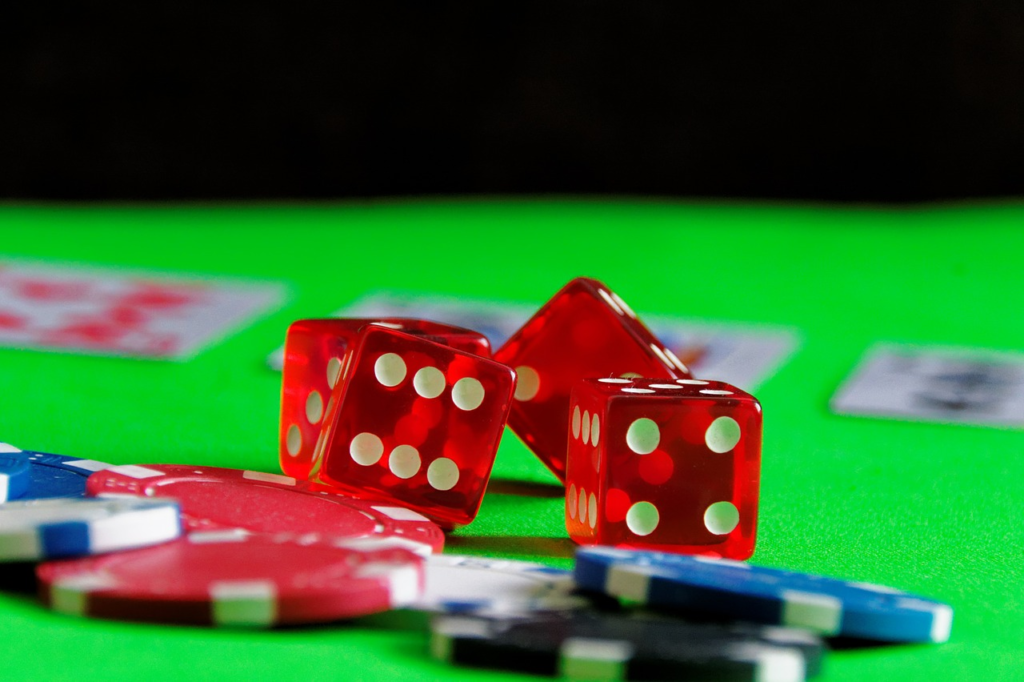 Online in einem Casino spielen – was spricht eigentlich dafür?