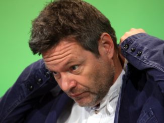 Linken-Chef Schirdewan kritisiert Habecks „Planlosigkeit“