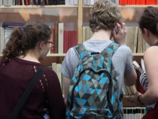 Medienbildung: NRW-Schulministerin gegen zentrales Medienfach