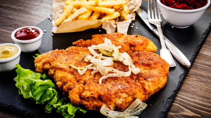 Schnitzel mit Pommes