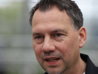 Schriftsteller Fitzek besorgt über Gewalt unter Kindern