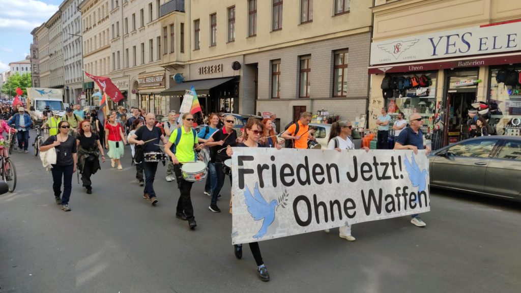 Umfrage: Deutsche bezüglich Waffenlieferungen gespalten