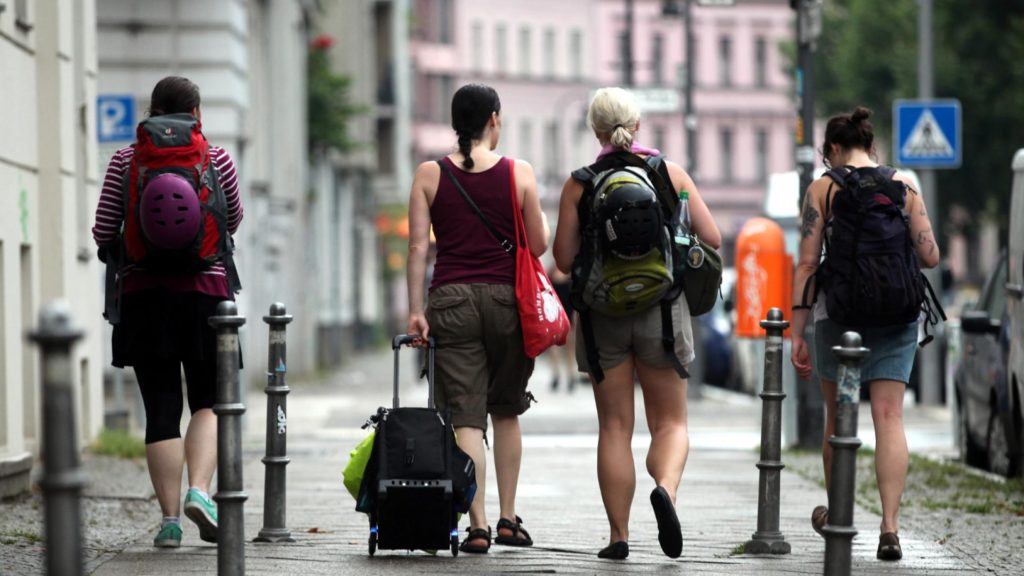 Touristen in Berlin-Kreuzberg (über dts Nachrichtenagentur)