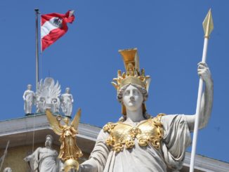 Österreich will Globke posthum Ehrenzeichen aberkennen