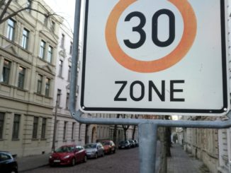 Linke will Entscheidung für Tempo 30 Kommunen überlassen Linke will Entscheidung für Tempo 30 Kommunen überlassen