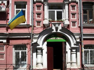 Deutsche Botschafterin bezeichnet russische Luftangriffe als „Terror“ Deutsche Botschafterin bezeichnet russische Luftangriffe als „Terror“