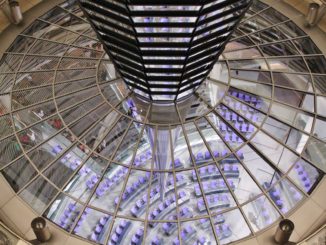 Befürworter liberaler Sterbehilferegelung fusionieren Gesetzentwürfe