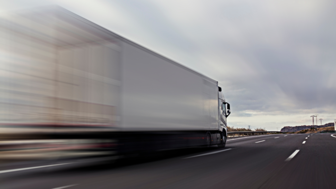 LKW auf der Autobahn