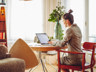 Anteil der Erwerbstätigen im Homeoffice bleibt stabil
