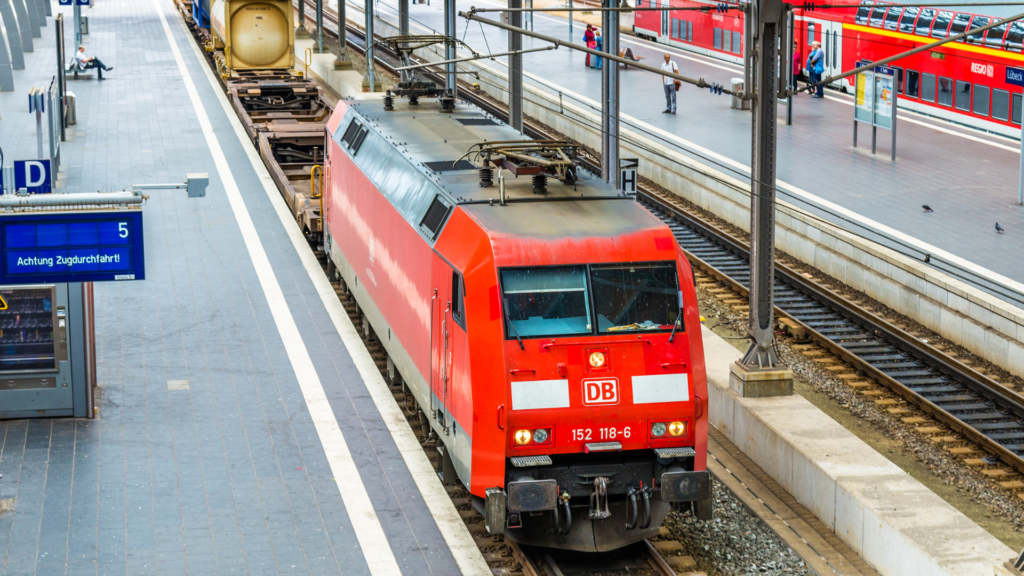 Bahn-Mitarbeiter verlieren Glauben an Sanierungsprogramm