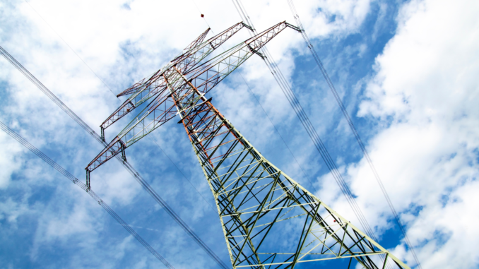 Strommast (über cozmo news)