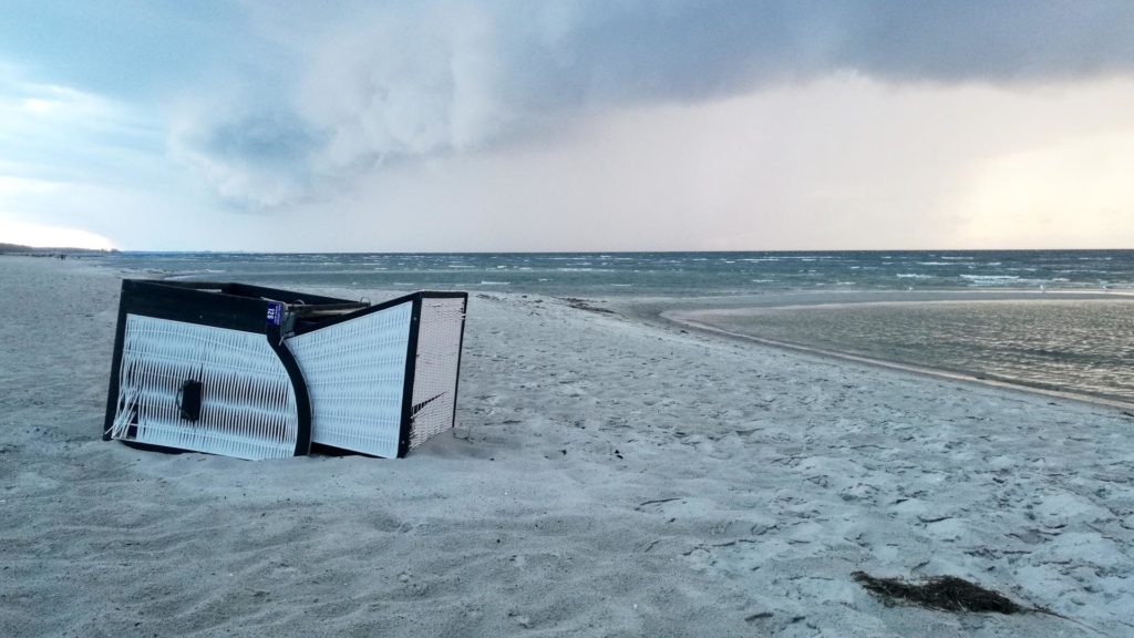 Umgekippter Strandkorb (Archiv) (über dts Nachrichtenagentur)