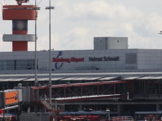 „Letzte Generation“ blockiert Flughäfen in Hamburg und Düsseldorf