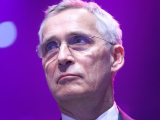 Stoltenberg soll weiteres Jahr Nato-Generalsekretär bleiben