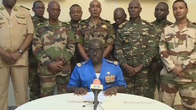 Putsch-Erklärung im nigrischen Fernsehen (Archiv) (RTN, über dts Nachrichtenagentur)