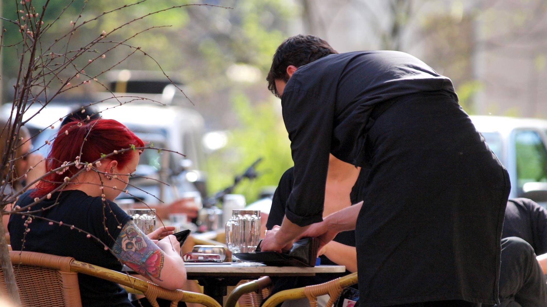 „Gastronomiesterben“: Union für Beibehaltung der Steuersenkung in Gastronomie