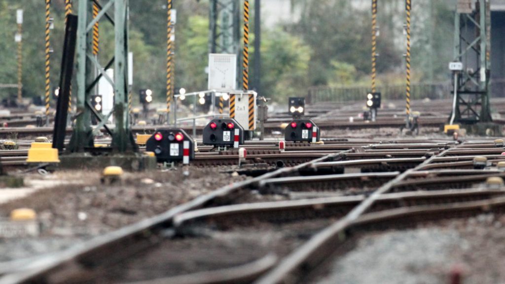 Grüne kritisieren Klingbeils Ablehnung von geplanter Bahn-Neubaustrecke Hamburg-Hannover