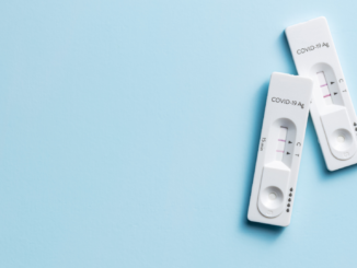 Es könnte Corona sein: Epidemiologe rät bei Erkältungssymptomen zu Schnelltests