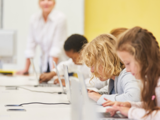Nur in fünf Bundesländern haben alle Schulen Breitbandanschluss