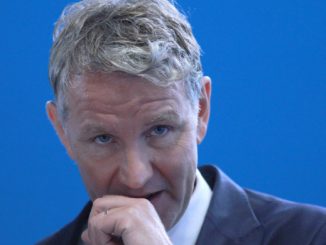 Bundesinnenministerin will Höcke nicht zurück in Schuldienst lassen