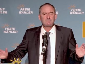 „Ich soll politisch und persönlich fertig gemacht werden“: Aiwanger streitet Vorwürfe weiterhin ab