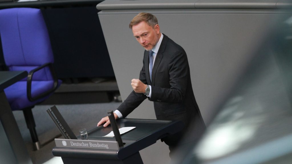 Lindner sieht in ungesteuerter Migration Gefahr für Deutschland