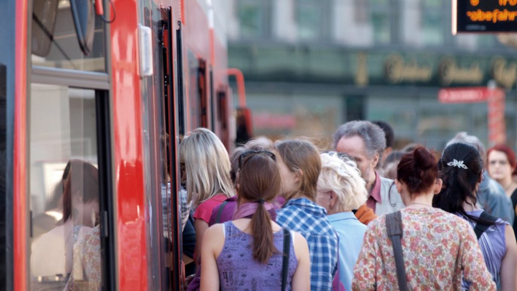 Deutlich mehr Fahrgäste in Bussen und Bahnen