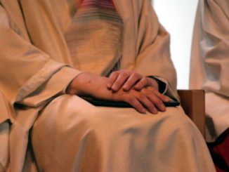 Bischof Overbeck wurde 2011 über Vorwürfe gegen Hengsbach informiert