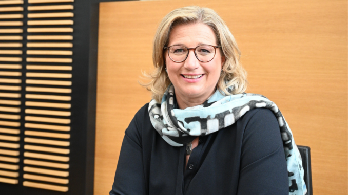 Anke Rehlinger - Bild: Staatskanzlei/Dietze/CC BY-NC-ND 2.0