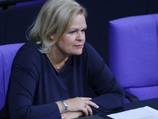 Faeser lobt „harte Gangart“ gegen Reichsbürger