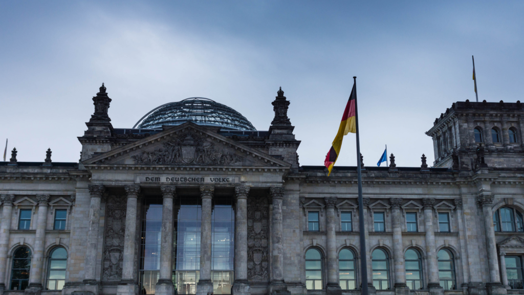 Bundestag (über cozmo news)