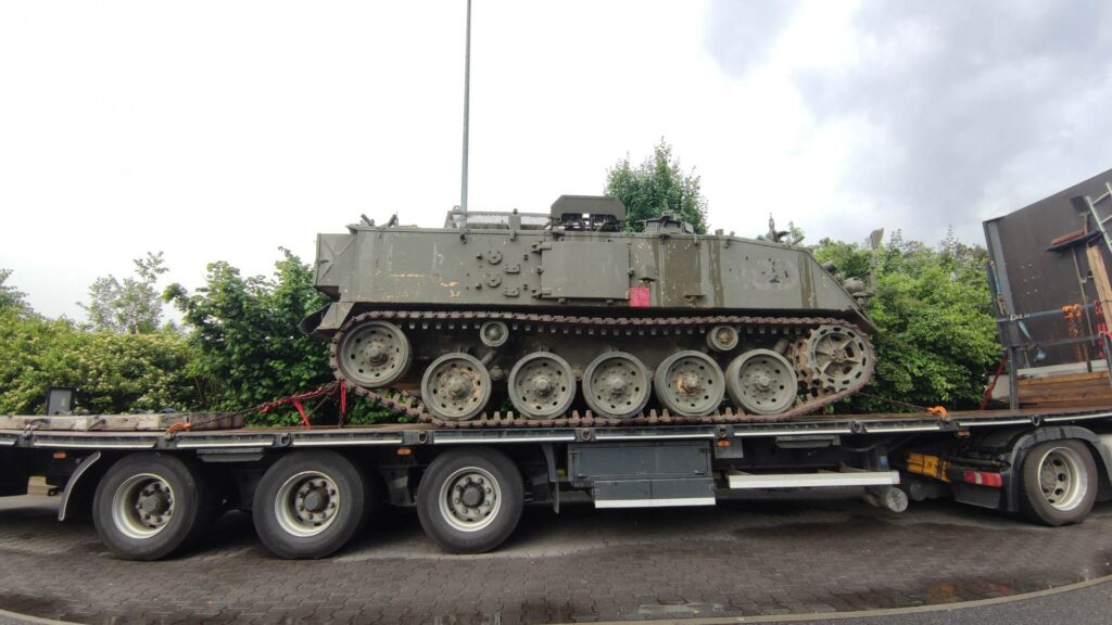 Panzer auf Lkw (Archiv) (über dts Nachrichtenagentur)