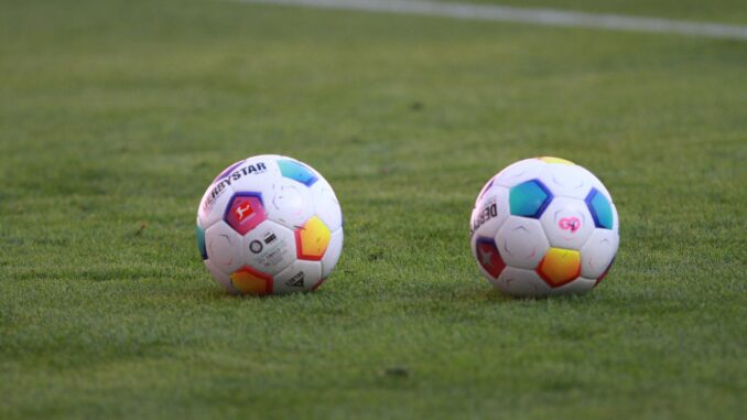 Fußbälle (Archiv) (über dts Nachrichtenagentur)