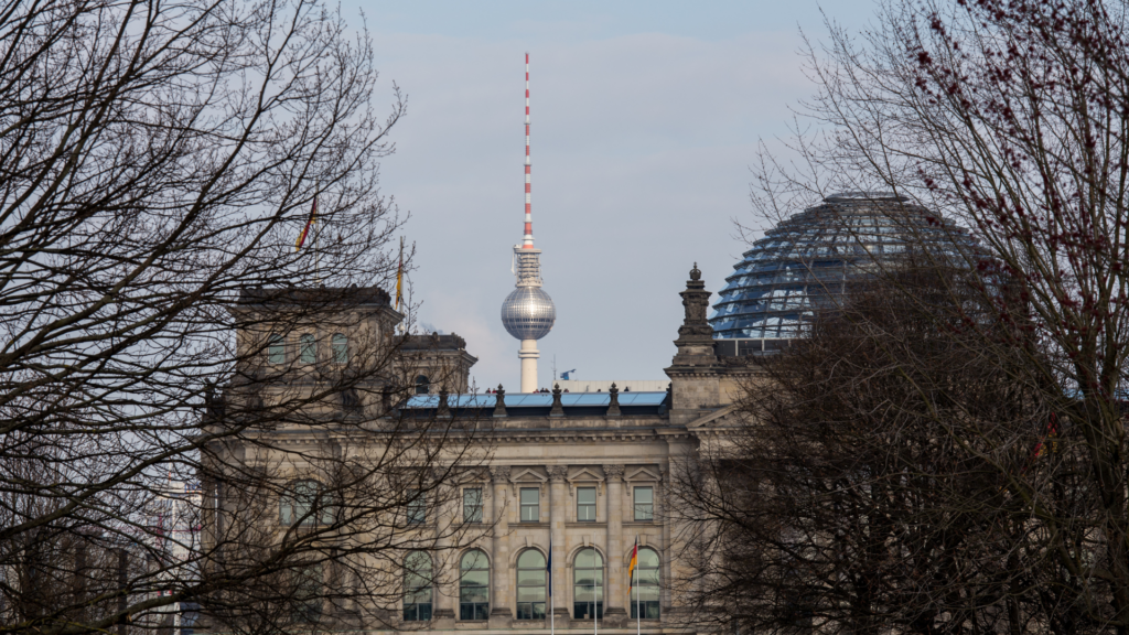 Bundestag billigt Ausweitung von E-Rezept und E-Patientenakte