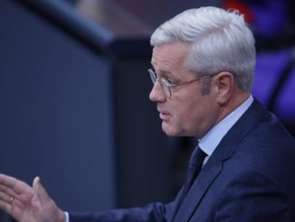 Röttgen warnt vor „halbherziger“ Ukraine-Unterstützung