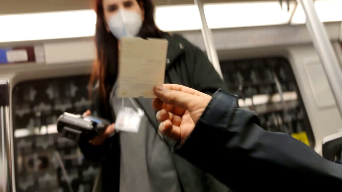 Fahrkartenkontrolle (Archiv) (via über dts Nachrichtenagentur)