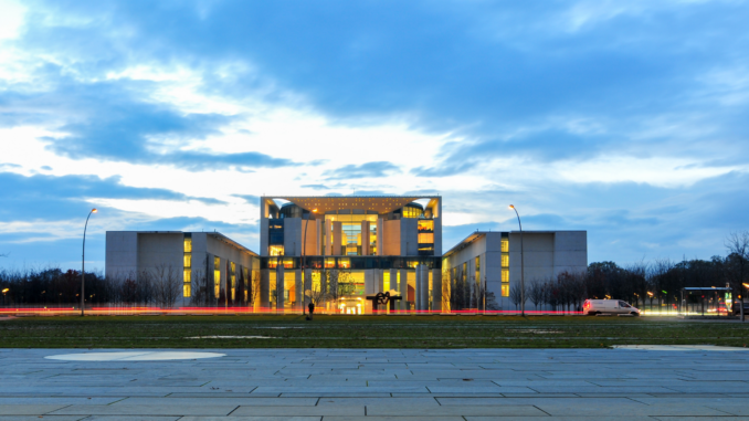 Bundeskanzleramt (über cozmo news)