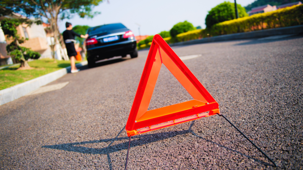 Richtiges Verhalten bei einer Autopanne: Tipps für den Ernstfall