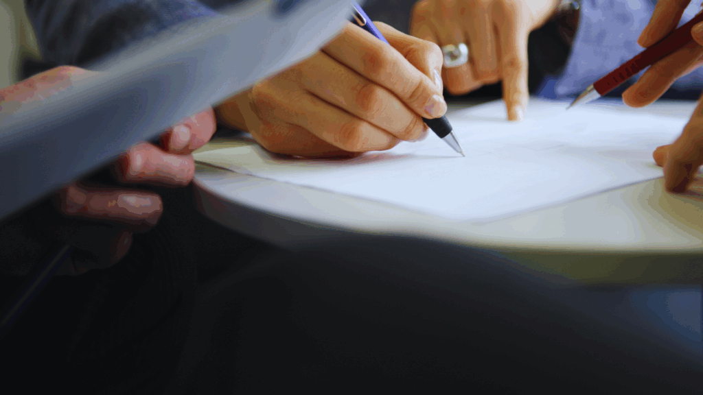 Zwischen Haltung und Reichweite: Wie „cozmo connect“ neue Wege in der PR geht Zwischen Haltung und Reichweite: Wie „cozmo connect“ neue Wege in der PR geht