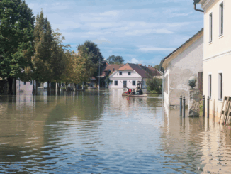 Wenn das Wasser kommt – So schützt du Haus und Hab und Gut vor Überschwemmungen